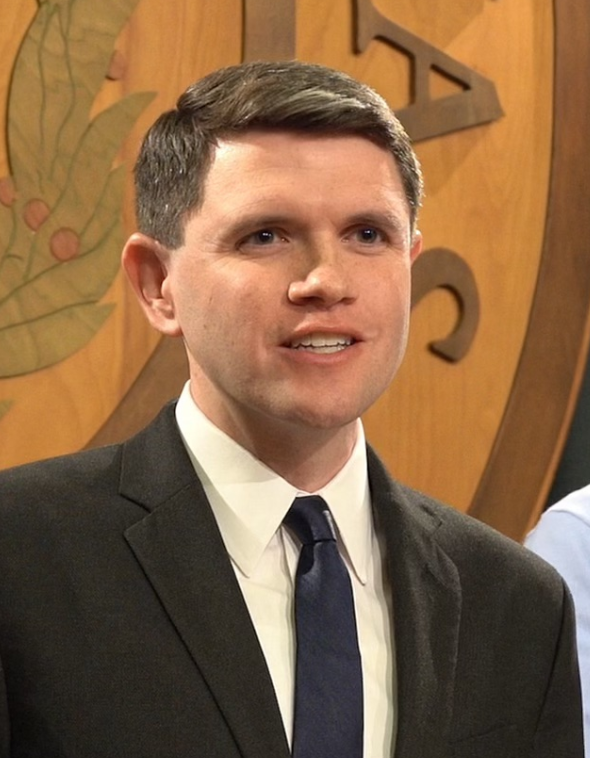 She Tweeted ‘No One Is Above the Law’ at Trump — Then the FBI Kicked In Her Door