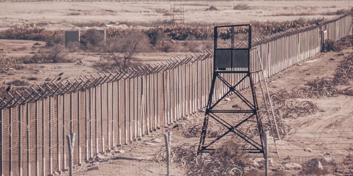 Trump Creates Militarized Zone In Blue Area, Dems Are Stunned Silent